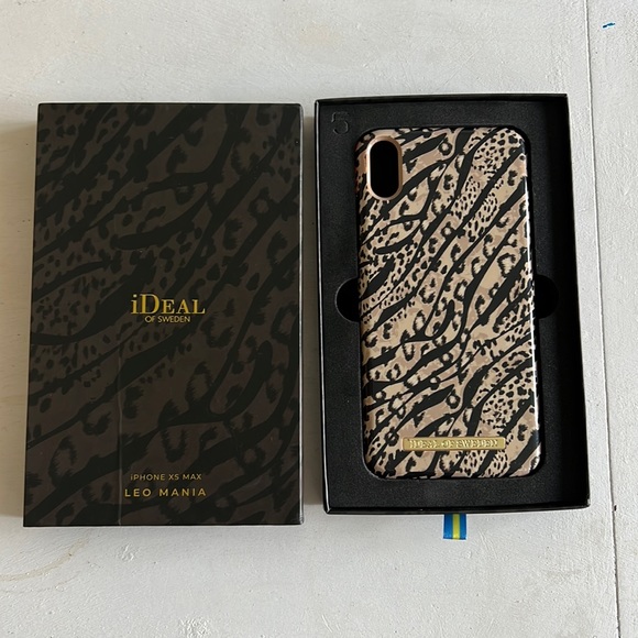 iPhone Leo Mania XS Max phone case - Picture 1 of 3